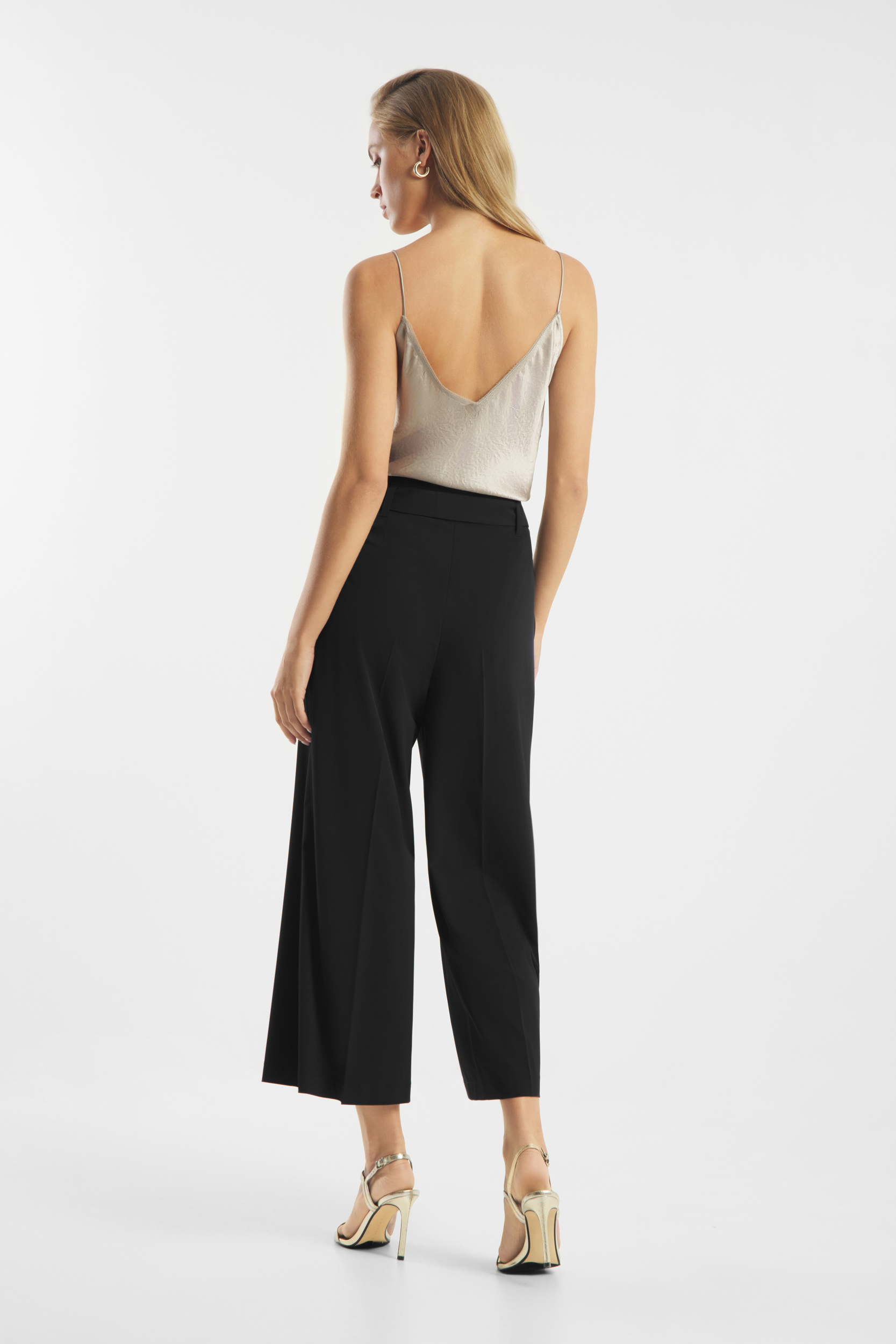 Agatha Cropped