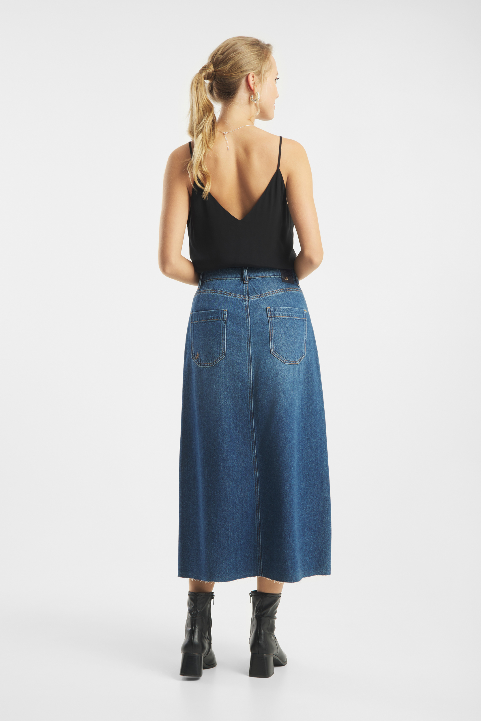 Miru Skirt