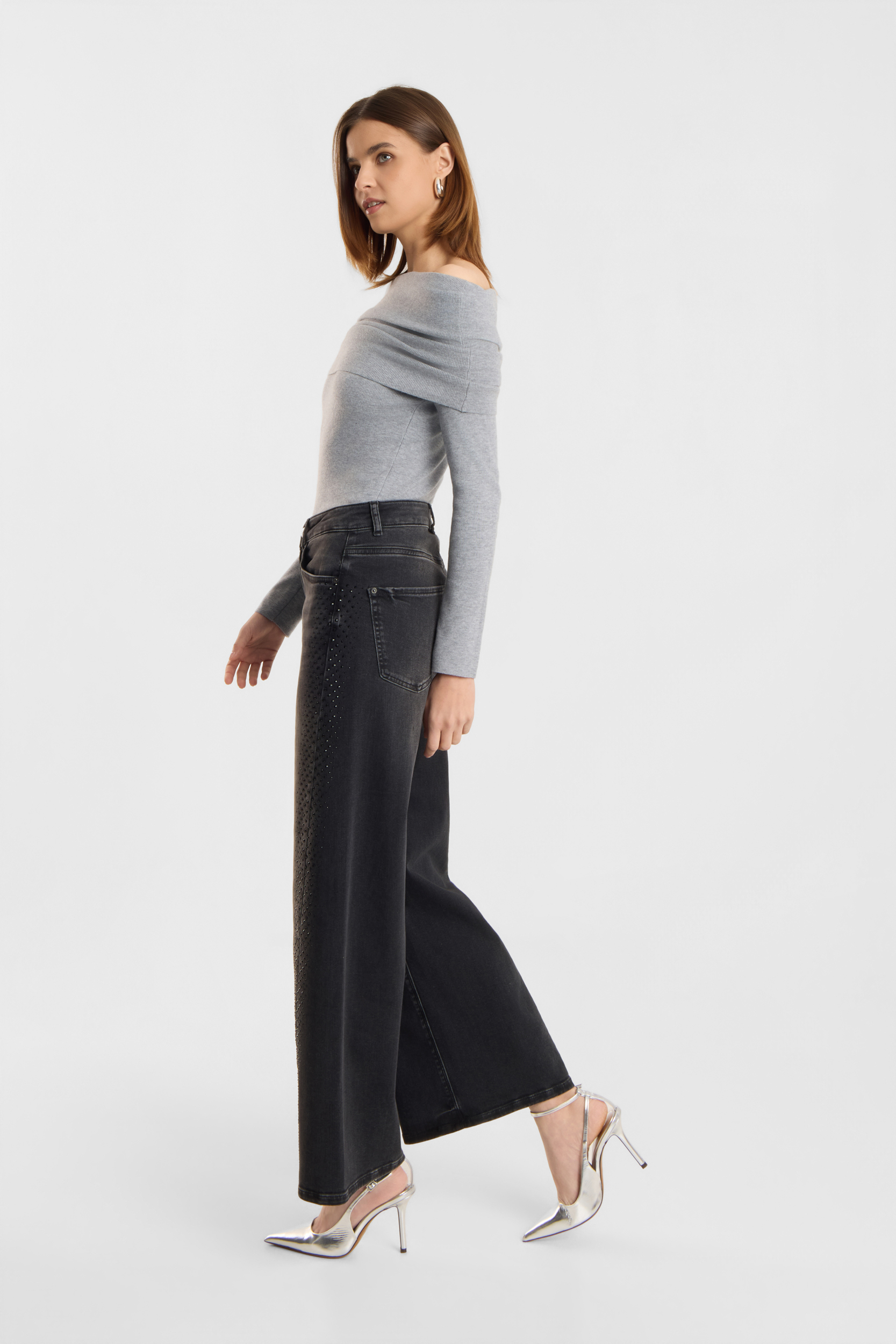 Sventy Crop Bling