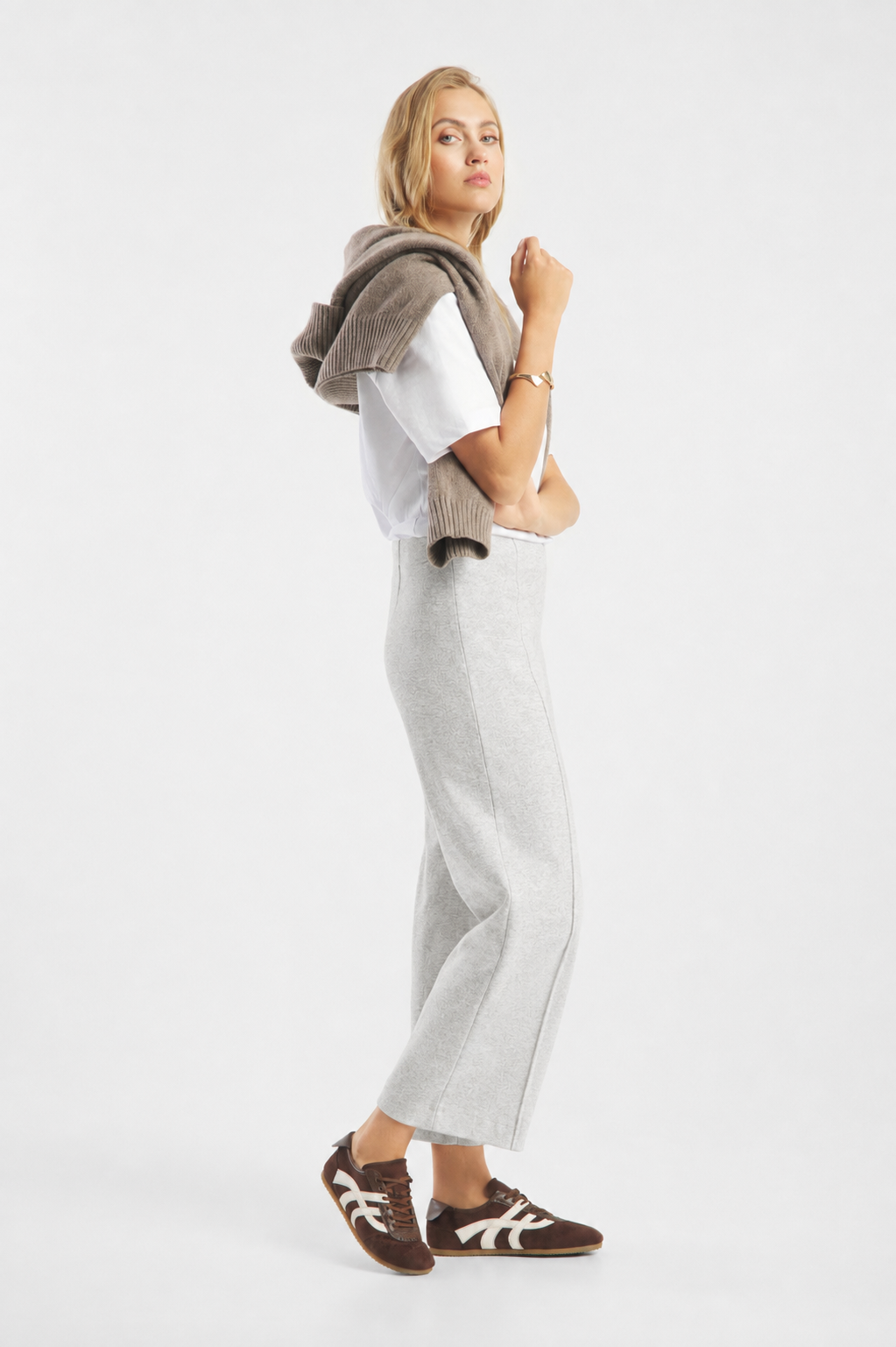 Elaine 7/8